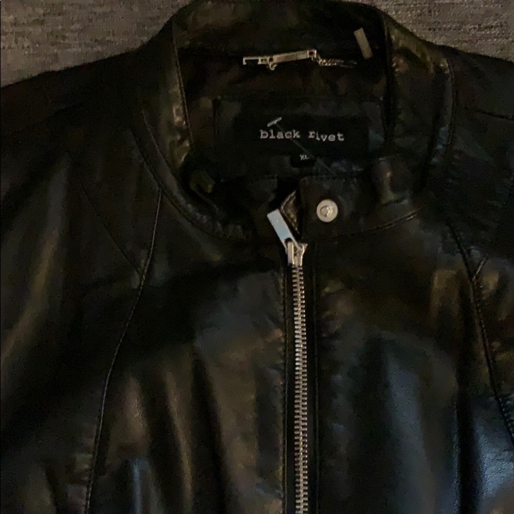 Lightweight black jacket